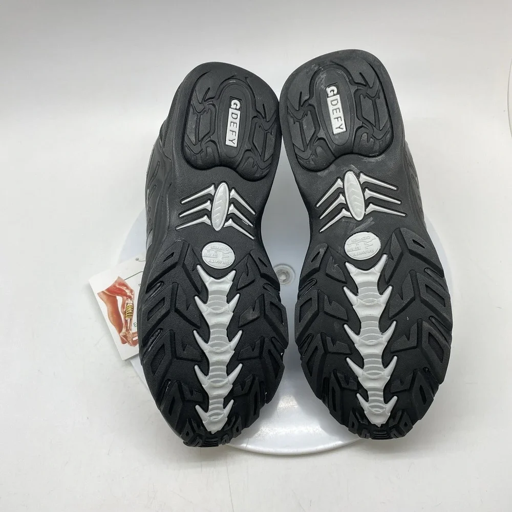 Gravity Defyer size mens